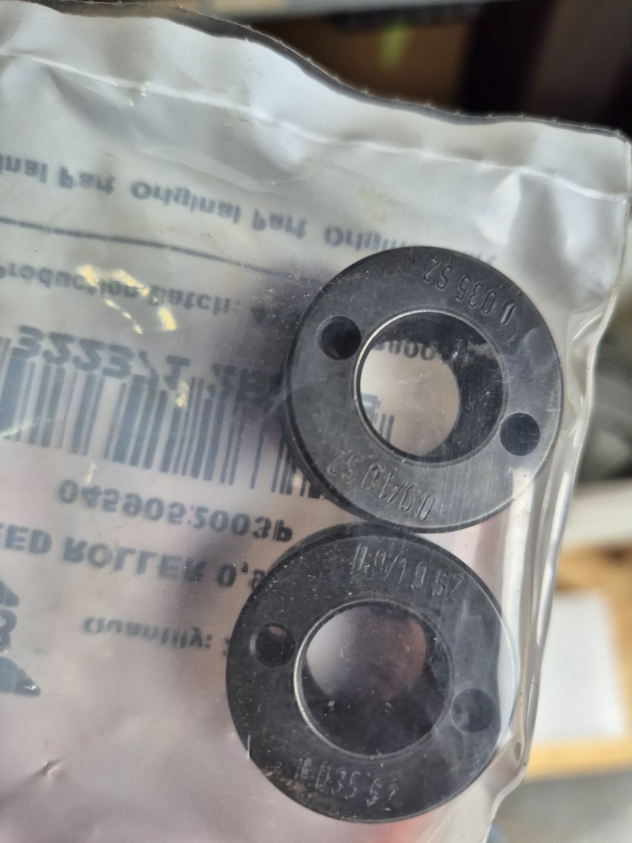 0459052002 - Feed/pressure rollers (Fe - Ss & cored Ø 0.8 & 1.0 V 0.8 S2 & 1.0 S2) 0459052002 - Feed/pressure rollers (Fe - Ss & cored Ø 0.8 & 1.0 V 0.8 S2 & 1.0 S2)